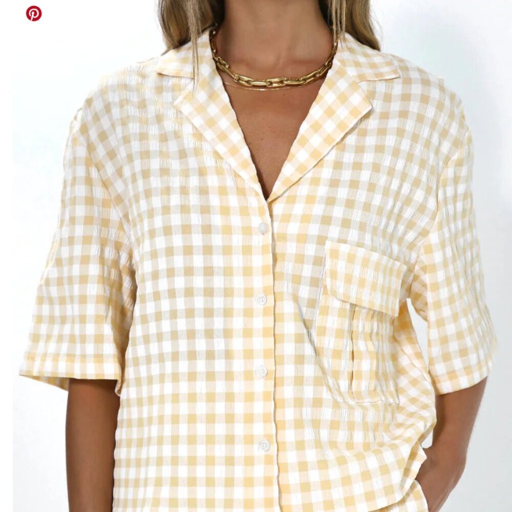 NWT MADISON THE LABEL Beige Gingham Short Sleeve Blouse LARGE